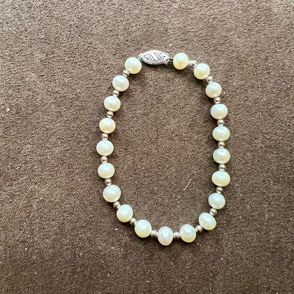 Genuine Cultured Pearl Bracelet with 14k White Gold Bead Bracelet